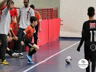 
<a style='margin-left: 5px;' class='btn btn-xs btn-social btn-facebook' href='https://www.facebook.com/sharer/sharer.php?u=https://www.boladovale.com.br/imgs/800-800-90/conteudo/fotos/1908/img8884.jpg' rel='popup' data-width='500' data-height='400'><i class='fa fa-facebook'></i>Compartilhar <span class='hidden-xs'>no Facebook</span>
</a> 
<a class='btn btn-default btn-xs' target='_blank' href='imgs/800-800-90/conteudo/fotos/1908/img8884.jpg'>
<span class='glyphicon glyphicon-cloud-download'></span> Salvar
</a> 
<span></span>