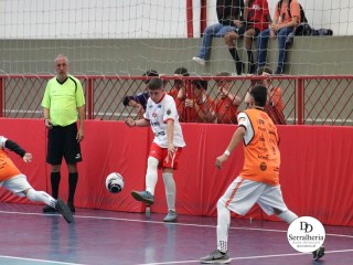 
<a style='margin-left: 5px;' class='btn btn-xs btn-social btn-facebook' href='https://www.facebook.com/sharer/sharer.php?u=https://www.boladovale.com.br/imgs/800-800-90/conteudo/fotos/1910/img8997.jpg' rel='popup' data-width='500' data-height='400'><i class='fa fa-facebook'></i>Compartilhar <span class='hidden-xs'>no Facebook</span>
</a> 
<a class='btn btn-default btn-xs' target='_blank' href='imgs/800-800-90/conteudo/fotos/1910/img8997.jpg'>
<span class='glyphicon glyphicon-cloud-download'></span> Salvar
</a> 
<span></span>