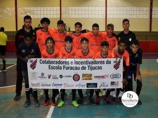 
<a style='margin-left: 5px;' class='btn btn-xs btn-social btn-facebook' href='https://www.facebook.com/sharer/sharer.php?u=https://www.boladovale.com.br/imgs/800-800-90/conteudo/fotos/1913/img9342.jpg' rel='popup' data-width='500' data-height='400'><i class='fa fa-facebook'></i>Compartilhar <span class='hidden-xs'>no Facebook</span>
</a> 
<a class='btn btn-default btn-xs' target='_blank' href='imgs/800-800-90/conteudo/fotos/1913/img9342.jpg'>
<span class='glyphicon glyphicon-cloud-download'></span> Salvar
</a> 
<span></span>