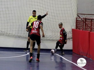 
<a style='margin-left: 5px;' class='btn btn-xs btn-social btn-facebook' href='https://www.facebook.com/sharer/sharer.php?u=https://www.boladovale.com.br/imgs/800-800-90/conteudo/fotos/1914/img9482.jpg' rel='popup' data-width='500' data-height='400'><i class='fa fa-facebook'></i>Compartilhar <span class='hidden-xs'>no Facebook</span>
</a> 
<a class='btn btn-default btn-xs' target='_blank' href='imgs/800-800-90/conteudo/fotos/1914/img9482.jpg'>
<span class='glyphicon glyphicon-cloud-download'></span> Salvar
</a> 
<span></span>