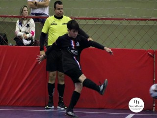 
<a style='margin-left: 5px;' class='btn btn-xs btn-social btn-facebook' href='https://www.facebook.com/sharer/sharer.php?u=https://www.boladovale.com.br/imgs/800-800-90/conteudo/fotos/1916/img9606.jpg' rel='popup' data-width='500' data-height='400'><i class='fa fa-facebook'></i>Compartilhar <span class='hidden-xs'>no Facebook</span>
</a> 
<a class='btn btn-default btn-xs' target='_blank' href='imgs/800-800-90/conteudo/fotos/1916/img9606.jpg'>
<span class='glyphicon glyphicon-cloud-download'></span> Salvar
</a> 
<span></span>