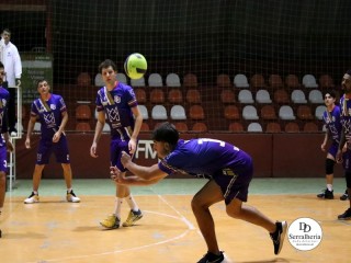 
<a style='margin-left: 5px;' class='btn btn-xs btn-social btn-facebook' href='https://www.facebook.com/sharer/sharer.php?u=https://www.boladovale.com.br/imgs/800-800-90/conteudo/fotos/1918/img0116.jpg' rel='popup' data-width='500' data-height='400'><i class='fa fa-facebook'></i>Compartilhar <span class='hidden-xs'>no Facebook</span>
</a> 
<a class='btn btn-default btn-xs' target='_blank' href='imgs/800-800-90/conteudo/fotos/1918/img0116.jpg'>
<span class='glyphicon glyphicon-cloud-download'></span> Salvar
</a> 
<span></span>