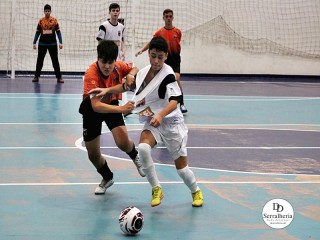 
<a style='margin-left: 5px;' class='btn btn-xs btn-social btn-facebook' href='https://www.facebook.com/sharer/sharer.php?u=https://www.boladovale.com.br/imgs/800-800-90/conteudo/fotos/1919/img0148.jpg' rel='popup' data-width='500' data-height='400'><i class='fa fa-facebook'></i>Compartilhar <span class='hidden-xs'>no Facebook</span>
</a> 
<a class='btn btn-default btn-xs' target='_blank' href='imgs/800-800-90/conteudo/fotos/1919/img0148.jpg'>
<span class='glyphicon glyphicon-cloud-download'></span> Salvar
</a> 
<span></span>
