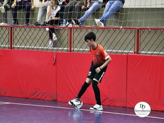 
<a style='margin-left: 5px;' class='btn btn-xs btn-social btn-facebook' href='https://www.facebook.com/sharer/sharer.php?u=https://www.boladovale.com.br/imgs/800-800-90/conteudo/fotos/1919/img0156.jpg' rel='popup' data-width='500' data-height='400'><i class='fa fa-facebook'></i>Compartilhar <span class='hidden-xs'>no Facebook</span>
</a> 
<a class='btn btn-default btn-xs' target='_blank' href='imgs/800-800-90/conteudo/fotos/1919/img0156.jpg'>
<span class='glyphicon glyphicon-cloud-download'></span> Salvar
</a> 
<span></span>