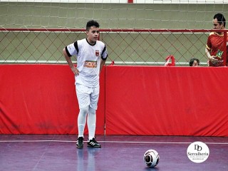 
<a style='margin-left: 5px;' class='btn btn-xs btn-social btn-facebook' href='https://www.facebook.com/sharer/sharer.php?u=https://www.boladovale.com.br/imgs/800-800-90/conteudo/fotos/1919/img0157.jpg' rel='popup' data-width='500' data-height='400'><i class='fa fa-facebook'></i>Compartilhar <span class='hidden-xs'>no Facebook</span>
</a> 
<a class='btn btn-default btn-xs' target='_blank' href='imgs/800-800-90/conteudo/fotos/1919/img0157.jpg'>
<span class='glyphicon glyphicon-cloud-download'></span> Salvar
</a> 
<span></span>
