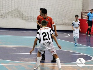 
<a style='margin-left: 5px;' class='btn btn-xs btn-social btn-facebook' href='https://www.facebook.com/sharer/sharer.php?u=https://www.boladovale.com.br/imgs/800-800-90/conteudo/fotos/1919/img0178.jpg' rel='popup' data-width='500' data-height='400'><i class='fa fa-facebook'></i>Compartilhar <span class='hidden-xs'>no Facebook</span>
</a> 
<a class='btn btn-default btn-xs' target='_blank' href='imgs/800-800-90/conteudo/fotos/1919/img0178.jpg'>
<span class='glyphicon glyphicon-cloud-download'></span> Salvar
</a> 
<span></span>
