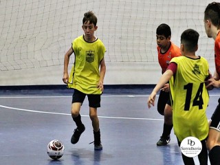 
<a style='margin-left: 5px;' class='btn btn-xs btn-social btn-facebook' href='https://www.facebook.com/sharer/sharer.php?u=https://www.boladovale.com.br/imgs/800-800-90/conteudo/fotos/1920/img0217.jpg' rel='popup' data-width='500' data-height='400'><i class='fa fa-facebook'></i>Compartilhar <span class='hidden-xs'>no Facebook</span>
</a> 
<a class='btn btn-default btn-xs' target='_blank' href='imgs/800-800-90/conteudo/fotos/1920/img0217.jpg'>
<span class='glyphicon glyphicon-cloud-download'></span> Salvar
</a> 
<span></span>