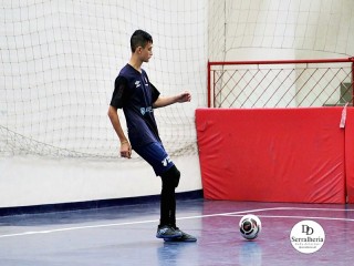 
<a style='margin-left: 5px;' class='btn btn-xs btn-social btn-facebook' href='https://www.facebook.com/sharer/sharer.php?u=https://www.boladovale.com.br/imgs/800-800-90/conteudo/fotos/1922/img0464.jpg' rel='popup' data-width='500' data-height='400'><i class='fa fa-facebook'></i>Compartilhar <span class='hidden-xs'>no Facebook</span>
</a> 
<a class='btn btn-default btn-xs' target='_blank' href='imgs/800-800-90/conteudo/fotos/1922/img0464.jpg'>
<span class='glyphicon glyphicon-cloud-download'></span> Salvar
</a> 
<span></span>