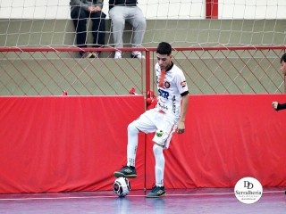 
<a style='margin-left: 5px;' class='btn btn-xs btn-social btn-facebook' href='https://www.facebook.com/sharer/sharer.php?u=https://www.boladovale.com.br/imgs/800-800-90/conteudo/fotos/1922/img0486.jpg' rel='popup' data-width='500' data-height='400'><i class='fa fa-facebook'></i>Compartilhar <span class='hidden-xs'>no Facebook</span>
</a> 
<a class='btn btn-default btn-xs' target='_blank' href='imgs/800-800-90/conteudo/fotos/1922/img0486.jpg'>
<span class='glyphicon glyphicon-cloud-download'></span> Salvar
</a> 
<span></span>