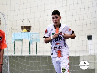 
<a style='margin-left: 5px;' class='btn btn-xs btn-social btn-facebook' href='https://www.facebook.com/sharer/sharer.php?u=https://www.boladovale.com.br/imgs/800-800-90/conteudo/fotos/1922/img0494.jpg' rel='popup' data-width='500' data-height='400'><i class='fa fa-facebook'></i>Compartilhar <span class='hidden-xs'>no Facebook</span>
</a> 
<a class='btn btn-default btn-xs' target='_blank' href='imgs/800-800-90/conteudo/fotos/1922/img0494.jpg'>
<span class='glyphicon glyphicon-cloud-download'></span> Salvar
</a> 
<span></span>