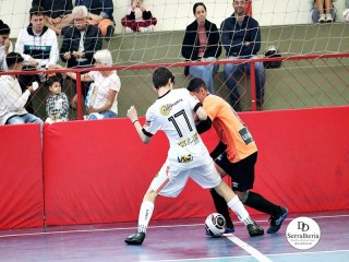 
<a style='margin-left: 5px;' class='btn btn-xs btn-social btn-facebook' href='https://www.facebook.com/sharer/sharer.php?u=https://www.boladovale.com.br/imgs/800-800-90/conteudo/fotos/1922/img0504.jpg' rel='popup' data-width='500' data-height='400'><i class='fa fa-facebook'></i>Compartilhar <span class='hidden-xs'>no Facebook</span>
</a> 
<a class='btn btn-default btn-xs' target='_blank' href='imgs/800-800-90/conteudo/fotos/1922/img0504.jpg'>
<span class='glyphicon glyphicon-cloud-download'></span> Salvar
</a> 
<span></span>