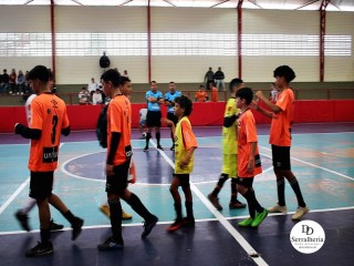 
<a style='margin-left: 5px;' class='btn btn-xs btn-social btn-facebook' href='https://www.facebook.com/sharer/sharer.php?u=https://www.boladovale.com.br/imgs/800-800-90/conteudo/fotos/1922/img0509.jpg' rel='popup' data-width='500' data-height='400'><i class='fa fa-facebook'></i>Compartilhar <span class='hidden-xs'>no Facebook</span>
</a> 
<a class='btn btn-default btn-xs' target='_blank' href='imgs/800-800-90/conteudo/fotos/1922/img0509.jpg'>
<span class='glyphicon glyphicon-cloud-download'></span> Salvar
</a> 
<span></span>