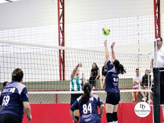 
<a style='margin-left: 5px;' class='btn btn-xs btn-social btn-facebook' href='https://www.facebook.com/sharer/sharer.php?u=https://www.boladovale.com.br/imgs/800-800-90/conteudo/fotos/1923/img0548.jpg' rel='popup' data-width='500' data-height='400'><i class='fa fa-facebook'></i>Compartilhar <span class='hidden-xs'>no Facebook</span>
</a> 
<a class='btn btn-default btn-xs' target='_blank' href='imgs/800-800-90/conteudo/fotos/1923/img0548.jpg'>
<span class='glyphicon glyphicon-cloud-download'></span> Salvar
</a> 
<span></span>