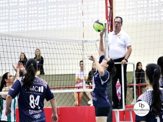 
<a style='margin-left: 5px;' class='btn btn-xs btn-social btn-facebook' href='https://www.facebook.com/sharer/sharer.php?u=https://www.boladovale.com.br/imgs/800-800-90/conteudo/fotos/1923/img0550.jpg' rel='popup' data-width='500' data-height='400'><i class='fa fa-facebook'></i>Compartilhar <span class='hidden-xs'>no Facebook</span>
</a> 
<a class='btn btn-default btn-xs' target='_blank' href='imgs/800-800-90/conteudo/fotos/1923/img0550.jpg'>
<span class='glyphicon glyphicon-cloud-download'></span> Salvar
</a> 
<span></span>