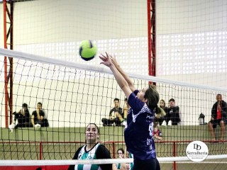 
<a style='margin-left: 5px;' class='btn btn-xs btn-social btn-facebook' href='https://www.facebook.com/sharer/sharer.php?u=https://www.boladovale.com.br/imgs/800-800-90/conteudo/fotos/1923/img0660.jpg' rel='popup' data-width='500' data-height='400'><i class='fa fa-facebook'></i>Compartilhar <span class='hidden-xs'>no Facebook</span>
</a> 
<a class='btn btn-default btn-xs' target='_blank' href='imgs/800-800-90/conteudo/fotos/1923/img0660.jpg'>
<span class='glyphicon glyphicon-cloud-download'></span> Salvar
</a> 
<span></span>