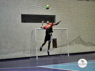 
<a style='margin-left: 5px;' class='btn btn-xs btn-social btn-facebook' href='https://www.facebook.com/sharer/sharer.php?u=https://www.boladovale.com.br/imgs/800-800-90/conteudo/fotos/1924/img0696.jpg' rel='popup' data-width='500' data-height='400'><i class='fa fa-facebook'></i>Compartilhar <span class='hidden-xs'>no Facebook</span>
</a> 
<a class='btn btn-default btn-xs' target='_blank' href='imgs/800-800-90/conteudo/fotos/1924/img0696.jpg'>
<span class='glyphicon glyphicon-cloud-download'></span> Salvar
</a> 
<span></span>