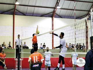 
<a style='margin-left: 5px;' class='btn btn-xs btn-social btn-facebook' href='https://www.facebook.com/sharer/sharer.php?u=https://www.boladovale.com.br/imgs/800-800-90/conteudo/fotos/1924/img0702.jpg' rel='popup' data-width='500' data-height='400'><i class='fa fa-facebook'></i>Compartilhar <span class='hidden-xs'>no Facebook</span>
</a> 
<a class='btn btn-default btn-xs' target='_blank' href='imgs/800-800-90/conteudo/fotos/1924/img0702.jpg'>
<span class='glyphicon glyphicon-cloud-download'></span> Salvar
</a> 
<span></span>