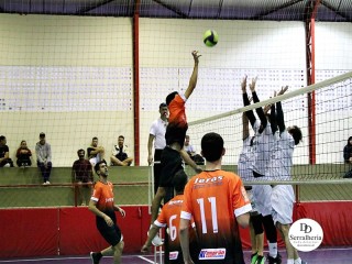 
<a style='margin-left: 5px;' class='btn btn-xs btn-social btn-facebook' href='https://www.facebook.com/sharer/sharer.php?u=https://www.boladovale.com.br/imgs/800-800-90/conteudo/fotos/1924/img0705.jpg' rel='popup' data-width='500' data-height='400'><i class='fa fa-facebook'></i>Compartilhar <span class='hidden-xs'>no Facebook</span>
</a> 
<a class='btn btn-default btn-xs' target='_blank' href='imgs/800-800-90/conteudo/fotos/1924/img0705.jpg'>
<span class='glyphicon glyphicon-cloud-download'></span> Salvar
</a> 
<span></span>