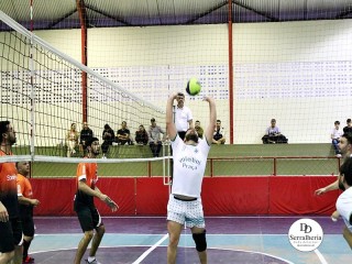
<a style='margin-left: 5px;' class='btn btn-xs btn-social btn-facebook' href='https://www.facebook.com/sharer/sharer.php?u=https://www.boladovale.com.br/imgs/800-800-90/conteudo/fotos/1924/img0709.jpg' rel='popup' data-width='500' data-height='400'><i class='fa fa-facebook'></i>Compartilhar <span class='hidden-xs'>no Facebook</span>
</a> 
<a class='btn btn-default btn-xs' target='_blank' href='imgs/800-800-90/conteudo/fotos/1924/img0709.jpg'>
<span class='glyphicon glyphicon-cloud-download'></span> Salvar
</a> 
<span></span>