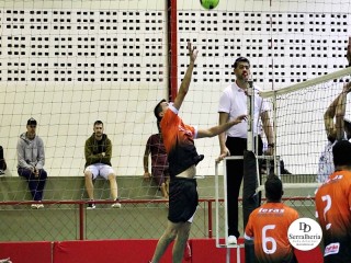 
<a style='margin-left: 5px;' class='btn btn-xs btn-social btn-facebook' href='https://www.facebook.com/sharer/sharer.php?u=https://www.boladovale.com.br/imgs/800-800-90/conteudo/fotos/1924/img0809.jpg' rel='popup' data-width='500' data-height='400'><i class='fa fa-facebook'></i>Compartilhar <span class='hidden-xs'>no Facebook</span>
</a> 
<a class='btn btn-default btn-xs' target='_blank' href='imgs/800-800-90/conteudo/fotos/1924/img0809.jpg'>
<span class='glyphicon glyphicon-cloud-download'></span> Salvar
</a> 
<span></span>