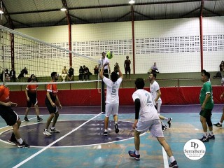 
<a style='margin-left: 5px;' class='btn btn-xs btn-social btn-facebook' href='https://www.facebook.com/sharer/sharer.php?u=https://www.boladovale.com.br/imgs/800-800-90/conteudo/fotos/1924/img0845.jpg' rel='popup' data-width='500' data-height='400'><i class='fa fa-facebook'></i>Compartilhar <span class='hidden-xs'>no Facebook</span>
</a> 
<a class='btn btn-default btn-xs' target='_blank' href='imgs/800-800-90/conteudo/fotos/1924/img0845.jpg'>
<span class='glyphicon glyphicon-cloud-download'></span> Salvar
</a> 
<span></span>