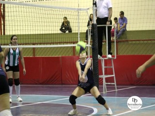 
<a style='margin-left: 5px;' class='btn btn-xs btn-social btn-facebook' href='https://www.facebook.com/sharer/sharer.php?u=https://www.boladovale.com.br/imgs/800-800-90/conteudo/fotos/1926/img1186.jpg' rel='popup' data-width='500' data-height='400'><i class='fa fa-facebook'></i>Compartilhar <span class='hidden-xs'>no Facebook</span>
</a> 
<a class='btn btn-default btn-xs' target='_blank' href='imgs/800-800-90/conteudo/fotos/1926/img1186.jpg'>
<span class='glyphicon glyphicon-cloud-download'></span> Salvar
</a> 
<span></span>