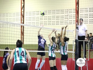 
<a style='margin-left: 5px;' class='btn btn-xs btn-social btn-facebook' href='https://www.facebook.com/sharer/sharer.php?u=https://www.boladovale.com.br/imgs/800-800-90/conteudo/fotos/1926/img1223.jpg' rel='popup' data-width='500' data-height='400'><i class='fa fa-facebook'></i>Compartilhar <span class='hidden-xs'>no Facebook</span>
</a> 
<a class='btn btn-default btn-xs' target='_blank' href='imgs/800-800-90/conteudo/fotos/1926/img1223.jpg'>
<span class='glyphicon glyphicon-cloud-download'></span> Salvar
</a> 
<span></span>