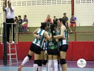 
<a style='margin-left: 5px;' class='btn btn-xs btn-social btn-facebook' href='https://www.facebook.com/sharer/sharer.php?u=https://www.boladovale.com.br/imgs/800-800-90/conteudo/fotos/1926/img1228.jpg' rel='popup' data-width='500' data-height='400'><i class='fa fa-facebook'></i>Compartilhar <span class='hidden-xs'>no Facebook</span>
</a> 
<a class='btn btn-default btn-xs' target='_blank' href='imgs/800-800-90/conteudo/fotos/1926/img1228.jpg'>
<span class='glyphicon glyphicon-cloud-download'></span> Salvar
</a> 
<span></span>