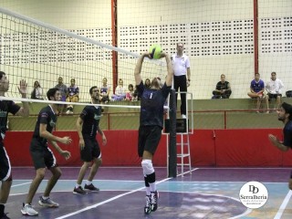 
<a style='margin-left: 5px;' class='btn btn-xs btn-social btn-facebook' href='https://www.facebook.com/sharer/sharer.php?u=https://www.boladovale.com.br/imgs/800-800-90/conteudo/fotos/1927/img1423.jpg' rel='popup' data-width='500' data-height='400'><i class='fa fa-facebook'></i>Compartilhar <span class='hidden-xs'>no Facebook</span>
</a> 
<a class='btn btn-default btn-xs' target='_blank' href='imgs/800-800-90/conteudo/fotos/1927/img1423.jpg'>
<span class='glyphicon glyphicon-cloud-download'></span> Salvar
</a> 
<span></span>