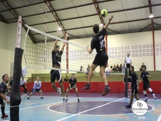 
<a style='margin-left: 5px;' class='btn btn-xs btn-social btn-facebook' href='https://www.facebook.com/sharer/sharer.php?u=https://www.boladovale.com.br/imgs/800-800-90/conteudo/fotos/1927/img1429.jpg' rel='popup' data-width='500' data-height='400'><i class='fa fa-facebook'></i>Compartilhar <span class='hidden-xs'>no Facebook</span>
</a> 
<a class='btn btn-default btn-xs' target='_blank' href='imgs/800-800-90/conteudo/fotos/1927/img1429.jpg'>
<span class='glyphicon glyphicon-cloud-download'></span> Salvar
</a> 
<span></span>