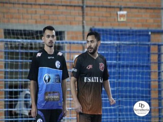 
<a style='margin-left: 5px;' class='btn btn-xs btn-social btn-facebook' href='https://www.facebook.com/sharer/sharer.php?u=https://www.boladovale.com.br/imgs/800-800-90/conteudo/fotos/1928/img1527.jpg' rel='popup' data-width='500' data-height='400'><i class='fa fa-facebook'></i>Compartilhar <span class='hidden-xs'>no Facebook</span>
</a> 
<a class='btn btn-default btn-xs' target='_blank' href='imgs/800-800-90/conteudo/fotos/1928/img1527.jpg'>
<span class='glyphicon glyphicon-cloud-download'></span> Salvar
</a> 
<span></span>