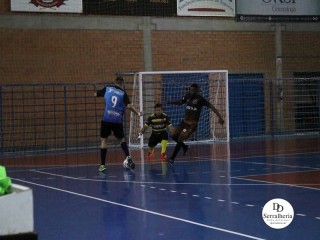 
<a style='margin-left: 5px;' class='btn btn-xs btn-social btn-facebook' href='https://www.facebook.com/sharer/sharer.php?u=https://www.boladovale.com.br/imgs/800-800-90/conteudo/fotos/1928/img1676.jpg' rel='popup' data-width='500' data-height='400'><i class='fa fa-facebook'></i>Compartilhar <span class='hidden-xs'>no Facebook</span>
</a> 
<a class='btn btn-default btn-xs' target='_blank' href='imgs/800-800-90/conteudo/fotos/1928/img1676.jpg'>
<span class='glyphicon glyphicon-cloud-download'></span> Salvar
</a> 
<span></span>