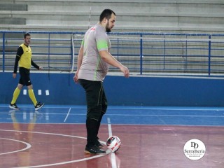 
<a style='margin-left: 5px;' class='btn btn-xs btn-social btn-facebook' href='https://www.facebook.com/sharer/sharer.php?u=https://www.boladovale.com.br/imgs/800-800-90/conteudo/fotos/1929/img1868.jpg' rel='popup' data-width='500' data-height='400'><i class='fa fa-facebook'></i>Compartilhar <span class='hidden-xs'>no Facebook</span>
</a> 
<a class='btn btn-default btn-xs' target='_blank' href='imgs/800-800-90/conteudo/fotos/1929/img1868.jpg'>
<span class='glyphicon glyphicon-cloud-download'></span> Salvar
</a> 
<span></span>