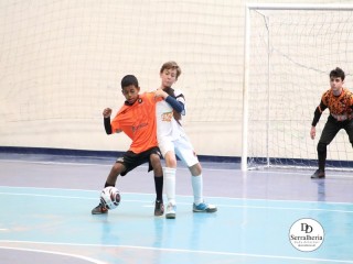 
<a style='margin-left: 5px;' class='btn btn-xs btn-social btn-facebook' href='https://www.facebook.com/sharer/sharer.php?u=https://www.boladovale.com.br/imgs/800-800-90/conteudo/fotos/1933/img2105.jpg' rel='popup' data-width='500' data-height='400'><i class='fa fa-facebook'></i>Compartilhar <span class='hidden-xs'>no Facebook</span>
</a> 
<a class='btn btn-default btn-xs' target='_blank' href='imgs/800-800-90/conteudo/fotos/1933/img2105.jpg'>
<span class='glyphicon glyphicon-cloud-download'></span> Salvar
</a> 
<span></span>
