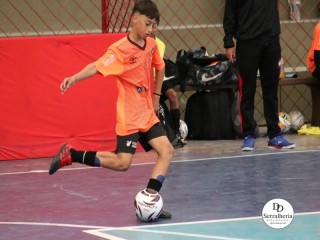 
<a style='margin-left: 5px;' class='btn btn-xs btn-social btn-facebook' href='https://www.facebook.com/sharer/sharer.php?u=https://www.boladovale.com.br/imgs/800-800-90/conteudo/fotos/1933/img2108.jpg' rel='popup' data-width='500' data-height='400'><i class='fa fa-facebook'></i>Compartilhar <span class='hidden-xs'>no Facebook</span>
</a> 
<a class='btn btn-default btn-xs' target='_blank' href='imgs/800-800-90/conteudo/fotos/1933/img2108.jpg'>
<span class='glyphicon glyphicon-cloud-download'></span> Salvar
</a> 
<span></span>