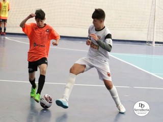 
<a style='margin-left: 5px;' class='btn btn-xs btn-social btn-facebook' href='https://www.facebook.com/sharer/sharer.php?u=https://www.boladovale.com.br/imgs/800-800-90/conteudo/fotos/1933/img2137.jpg' rel='popup' data-width='500' data-height='400'><i class='fa fa-facebook'></i>Compartilhar <span class='hidden-xs'>no Facebook</span>
</a> 
<a class='btn btn-default btn-xs' target='_blank' href='imgs/800-800-90/conteudo/fotos/1933/img2137.jpg'>
<span class='glyphicon glyphicon-cloud-download'></span> Salvar
</a> 
<span></span>