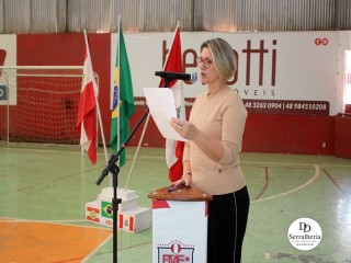 
<a style='margin-left: 5px;' class='btn btn-xs btn-social btn-facebook' href='https://www.facebook.com/sharer/sharer.php?u=https://www.boladovale.com.br/imgs/800-800-90/conteudo/fotos/1934/img2198.jpg' rel='popup' data-width='500' data-height='400'><i class='fa fa-facebook'></i>Compartilhar <span class='hidden-xs'>no Facebook</span>
</a> 
<a class='btn btn-default btn-xs' target='_blank' href='imgs/800-800-90/conteudo/fotos/1934/img2198.jpg'>
<span class='glyphicon glyphicon-cloud-download'></span> Salvar
</a> 
<span></span>