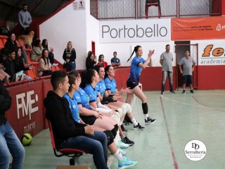 
<a style='margin-left: 5px;' class='btn btn-xs btn-social btn-facebook' href='https://www.facebook.com/sharer/sharer.php?u=https://www.boladovale.com.br/imgs/800-800-90/conteudo/fotos/1934/img2222.jpg' rel='popup' data-width='500' data-height='400'><i class='fa fa-facebook'></i>Compartilhar <span class='hidden-xs'>no Facebook</span>
</a> 
<a class='btn btn-default btn-xs' target='_blank' href='imgs/800-800-90/conteudo/fotos/1934/img2222.jpg'>
<span class='glyphicon glyphicon-cloud-download'></span> Salvar
</a> 
<span></span>