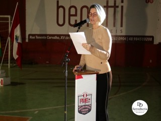 
<a style='margin-left: 5px;' class='btn btn-xs btn-social btn-facebook' href='https://www.facebook.com/sharer/sharer.php?u=https://www.boladovale.com.br/imgs/800-800-90/conteudo/fotos/1936/img2585.jpg' rel='popup' data-width='500' data-height='400'><i class='fa fa-facebook'></i>Compartilhar <span class='hidden-xs'>no Facebook</span>
</a> 
<a class='btn btn-default btn-xs' target='_blank' href='imgs/800-800-90/conteudo/fotos/1936/img2585.jpg'>
<span class='glyphicon glyphicon-cloud-download'></span> Salvar
</a> 
<span></span>