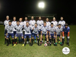 
<a style='margin-left: 5px;' class='btn btn-xs btn-social btn-facebook' href='https://www.facebook.com/sharer/sharer.php?u=https://www.boladovale.com.br/imgs/800-800-90/conteudo/fotos/1938/img2999.jpg' rel='popup' data-width='500' data-height='400'><i class='fa fa-facebook'></i>Compartilhar <span class='hidden-xs'>no Facebook</span>
</a> 
<a class='btn btn-default btn-xs' target='_blank' href='imgs/800-800-90/conteudo/fotos/1938/img2999.jpg'>
<span class='glyphicon glyphicon-cloud-download'></span> Salvar
</a> 
<span></span>