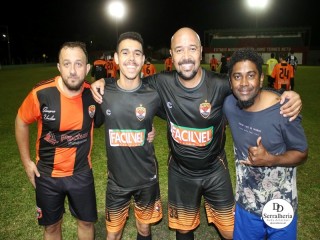 
<a style='margin-left: 5px;' class='btn btn-xs btn-social btn-facebook' href='https://www.facebook.com/sharer/sharer.php?u=https://www.boladovale.com.br/imgs/800-800-90/conteudo/fotos/1938/img3213.jpg' rel='popup' data-width='500' data-height='400'><i class='fa fa-facebook'></i>Compartilhar <span class='hidden-xs'>no Facebook</span>
</a> 
<a class='btn btn-default btn-xs' target='_blank' href='imgs/800-800-90/conteudo/fotos/1938/img3213.jpg'>
<span class='glyphicon glyphicon-cloud-download'></span> Salvar
</a> 
<span></span>