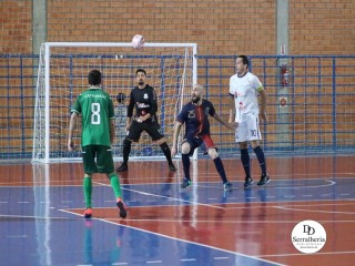 
<a style='margin-left: 5px;' class='btn btn-xs btn-social btn-facebook' href='https://www.facebook.com/sharer/sharer.php?u=https://www.boladovale.com.br/imgs/800-800-90/conteudo/fotos/1939/img3328.jpg' rel='popup' data-width='500' data-height='400'><i class='fa fa-facebook'></i>Compartilhar <span class='hidden-xs'>no Facebook</span>
</a> 
<a class='btn btn-default btn-xs' target='_blank' href='imgs/800-800-90/conteudo/fotos/1939/img3328.jpg'>
<span class='glyphicon glyphicon-cloud-download'></span> Salvar
</a> 
<span></span>