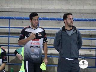 
<a style='margin-left: 5px;' class='btn btn-xs btn-social btn-facebook' href='https://www.facebook.com/sharer/sharer.php?u=https://www.boladovale.com.br/imgs/800-800-90/conteudo/fotos/1940/img3449.jpg' rel='popup' data-width='500' data-height='400'><i class='fa fa-facebook'></i>Compartilhar <span class='hidden-xs'>no Facebook</span>
</a> 
<a class='btn btn-default btn-xs' target='_blank' href='imgs/800-800-90/conteudo/fotos/1940/img3449.jpg'>
<span class='glyphicon glyphicon-cloud-download'></span> Salvar
</a> 
<span></span>