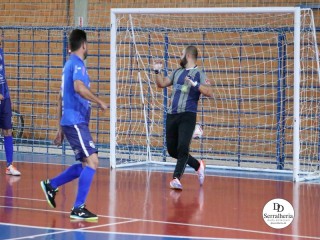 
<a style='margin-left: 5px;' class='btn btn-xs btn-social btn-facebook' href='https://www.facebook.com/sharer/sharer.php?u=https://www.boladovale.com.br/imgs/800-800-90/conteudo/fotos/1940/img3454.jpg' rel='popup' data-width='500' data-height='400'><i class='fa fa-facebook'></i>Compartilhar <span class='hidden-xs'>no Facebook</span>
</a> 
<a class='btn btn-default btn-xs' target='_blank' href='imgs/800-800-90/conteudo/fotos/1940/img3454.jpg'>
<span class='glyphicon glyphicon-cloud-download'></span> Salvar
</a> 
<span></span>