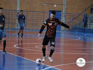 
<a style='margin-left: 5px;' class='btn btn-xs btn-social btn-facebook' href='https://www.facebook.com/sharer/sharer.php?u=https://www.boladovale.com.br/imgs/800-800-90/conteudo/fotos/1942/img3627.jpg' rel='popup' data-width='500' data-height='400'><i class='fa fa-facebook'></i>Compartilhar <span class='hidden-xs'>no Facebook</span>
</a> 
<a class='btn btn-default btn-xs' target='_blank' href='imgs/800-800-90/conteudo/fotos/1942/img3627.jpg'>
<span class='glyphicon glyphicon-cloud-download'></span> Salvar
</a> 
<span></span>