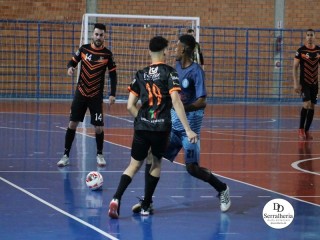 
<a style='margin-left: 5px;' class='btn btn-xs btn-social btn-facebook' href='https://www.facebook.com/sharer/sharer.php?u=https://www.boladovale.com.br/imgs/800-800-90/conteudo/fotos/1942/img3637.jpg' rel='popup' data-width='500' data-height='400'><i class='fa fa-facebook'></i>Compartilhar <span class='hidden-xs'>no Facebook</span>
</a> 
<a class='btn btn-default btn-xs' target='_blank' href='imgs/800-800-90/conteudo/fotos/1942/img3637.jpg'>
<span class='glyphicon glyphicon-cloud-download'></span> Salvar
</a> 
<span></span>
