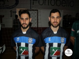 
<a style='margin-left: 5px;' class='btn btn-xs btn-social btn-facebook' href='https://www.facebook.com/sharer/sharer.php?u=https://www.boladovale.com.br/imgs/800-800-90/conteudo/fotos/1945/img3695.jpg' rel='popup' data-width='500' data-height='400'><i class='fa fa-facebook'></i>Compartilhar <span class='hidden-xs'>no Facebook</span>
</a> 
<a class='btn btn-default btn-xs' target='_blank' href='imgs/800-800-90/conteudo/fotos/1945/img3695.jpg'>
<span class='glyphicon glyphicon-cloud-download'></span> Salvar
</a> 
<span></span>
