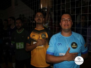 
<a style='margin-left: 5px;' class='btn btn-xs btn-social btn-facebook' href='https://www.facebook.com/sharer/sharer.php?u=https://www.boladovale.com.br/imgs/800-800-90/conteudo/fotos/1945/img3705.jpg' rel='popup' data-width='500' data-height='400'><i class='fa fa-facebook'></i>Compartilhar <span class='hidden-xs'>no Facebook</span>
</a> 
<a class='btn btn-default btn-xs' target='_blank' href='imgs/800-800-90/conteudo/fotos/1945/img3705.jpg'>
<span class='glyphicon glyphicon-cloud-download'></span> Salvar
</a> 
<span></span>
