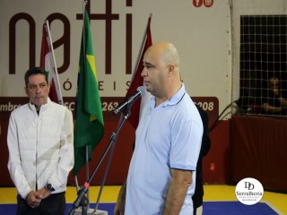 
<a style='margin-left: 5px;' class='btn btn-xs btn-social btn-facebook' href='https://www.facebook.com/sharer/sharer.php?u=https://www.boladovale.com.br/imgs/800-800-90/conteudo/fotos/1945/img3759.jpg' rel='popup' data-width='500' data-height='400'><i class='fa fa-facebook'></i>Compartilhar <span class='hidden-xs'>no Facebook</span>
</a> 
<a class='btn btn-default btn-xs' target='_blank' href='imgs/800-800-90/conteudo/fotos/1945/img3759.jpg'>
<span class='glyphicon glyphicon-cloud-download'></span> Salvar
</a> 
<span></span>