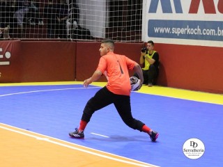 
<a style='margin-left: 5px;' class='btn btn-xs btn-social btn-facebook' href='https://www.facebook.com/sharer/sharer.php?u=https://www.boladovale.com.br/imgs/800-800-90/conteudo/fotos/1946/img3997.jpg' rel='popup' data-width='500' data-height='400'><i class='fa fa-facebook'></i>Compartilhar <span class='hidden-xs'>no Facebook</span>
</a> 
<a class='btn btn-default btn-xs' target='_blank' href='imgs/800-800-90/conteudo/fotos/1946/img3997.jpg'>
<span class='glyphicon glyphicon-cloud-download'></span> Salvar
</a> 
<span></span>